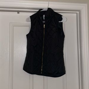 Old Navy, quilted black puffer vest. Size XS